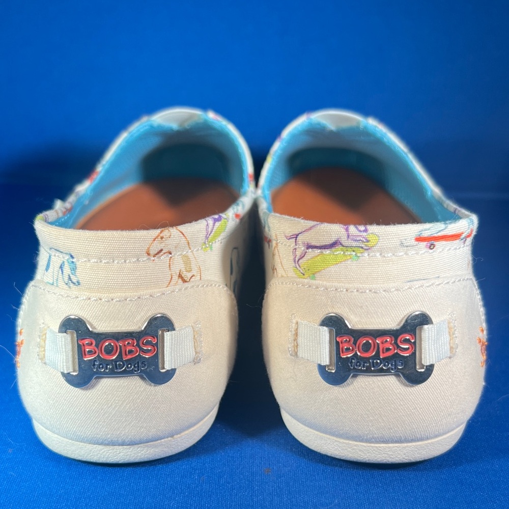 Skechers BOBS for Dogs Cream Slip-On Shoes with Colorful Print - Picture 5 of 9